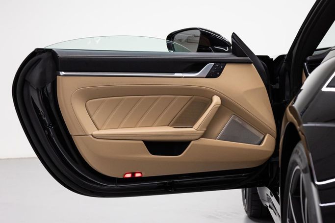Новый Porsche 911 Turbo VIII (992), 3.7 л, 2022 в Дубае от PUPIL OF FATE MOTORS Черный цвет. Европейская | AUTO.AE