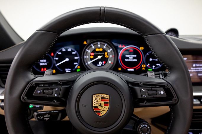Новый Porsche 911 Turbo VIII (992), 3.7 л, 2022 в Дубае от PUPIL OF FATE MOTORS Черный цвет. Европейская | AUTO.AE