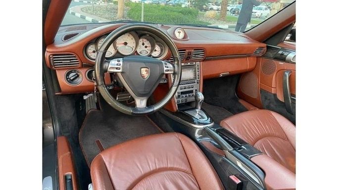 مستعملة Porsche 911 Carrera 4S VI (997) تجميل الوجه, 3.8 l, 2008 في في دبي من Royal Motors، اللون بني. مواصفات الخليج | AUTO.AE