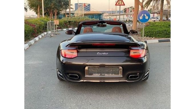 مستعملة Porsche 911 Carrera 4S VI (997) تجميل الوجه, 3.8 l, 2008 في في دبي من Royal Motors، اللون بني. مواصفات الخليج | AUTO.AE