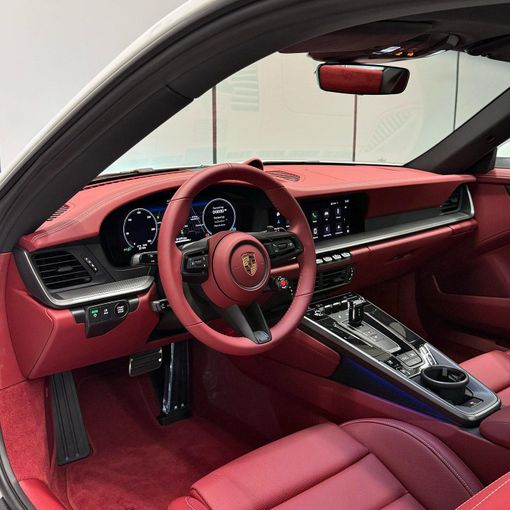 Новый Porsche 911 Carrera VIII (992), 3.0 л, 2025 в Дубае от AAA Motors Белый цвет. GCC | AUTO.AE