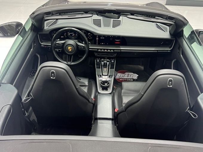 Used Porsche 911 Carrera VIII (992), 3.0 l, 2020 in Dubai by Quatro Motors, Grey color.  | AUTO.AE