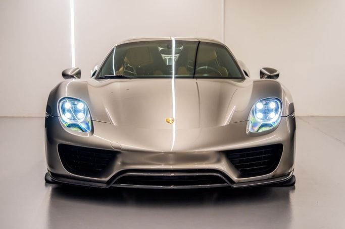 New Porsche 918 Spyder, 4.6 l, 2014 in Dubai, Beige color. European Specs | AUTO.AE