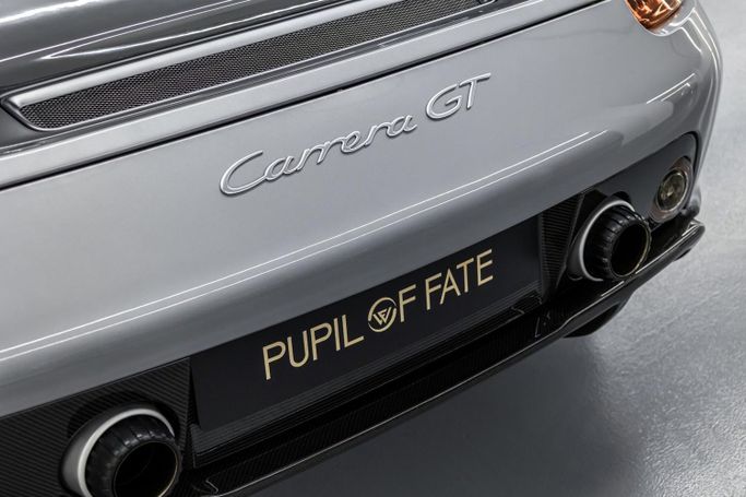 Новый Porsche Carrera GT, 5.7 л, 2005 в Дубае от PUPIL OF FATE MOTORS Серебристый цвет. Other | AUTO.AE