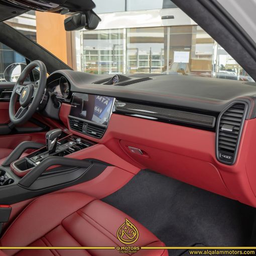 Новый Porsche Cayenne Turbo III, 4.0 л, 2022 в Дубае от Q Motors Серый цвет. Европейская | AUTO.AE