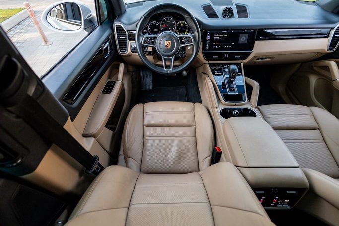 Новый Porsche Cayenne S III, 2.9 л, 2019 в Дубае от Linda Cars Белый цвет. GCC | AUTO.AE