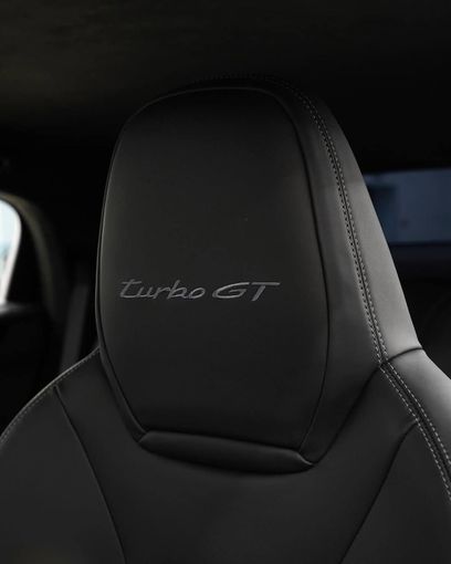 Подержанный Porsche Cayenne Turbo GT Coupé III Рестайлинг, 4.0 л, 2024 в Дубае от GCC Super Motors Черный цвет. GCC | AUTO.AE