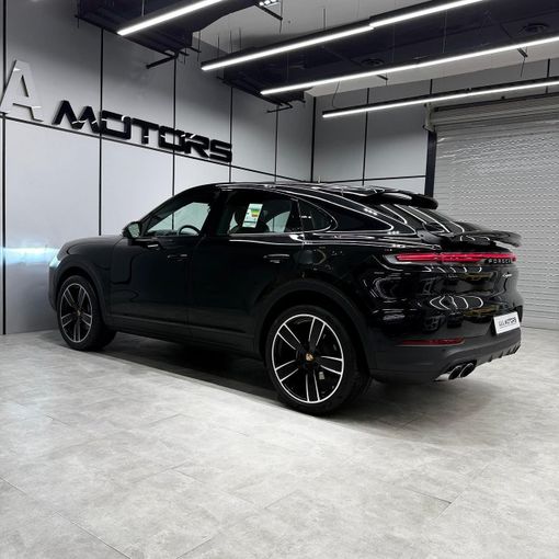 New Porsche Cayenne Coupé III Facelift, 3.0 l, 2025 in Dubai by AAA Motors, Black color. GCC Specs | AUTO.AE