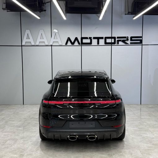 Подержанный Porsche Cayenne Turbo GT Coupé III Рестайлинг, 4.0 л, 2024 в Дубае от AAA Motors Черный цвет. GCC | AUTO.AE