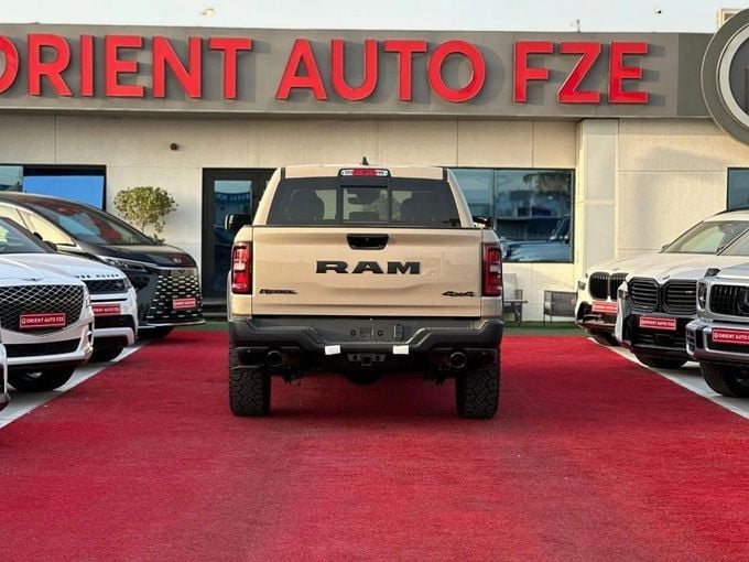 Новый RAM 1500 V Рестайлинг, 3.0 л, 2025 в Дубае от Orient Auto FZE Бежевый цвет. Канадская | AUTO.AE