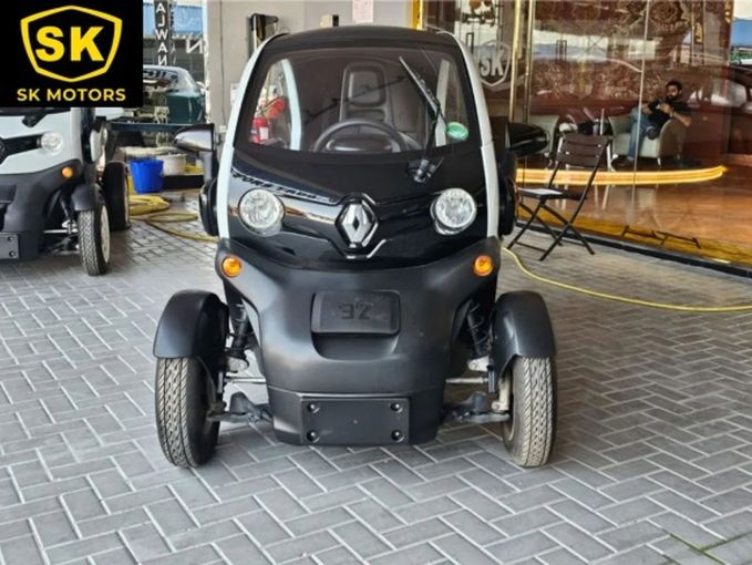 Новый Renault Twizy, 2019 в Дубае от SK Motors Черный цвет. GCC | AUTO.AE