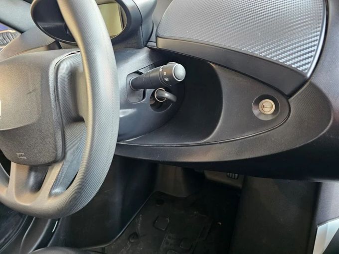 Новый Renault Twizy, 2019 в Дубае от SK Motors Черный цвет. GCC | AUTO.AE