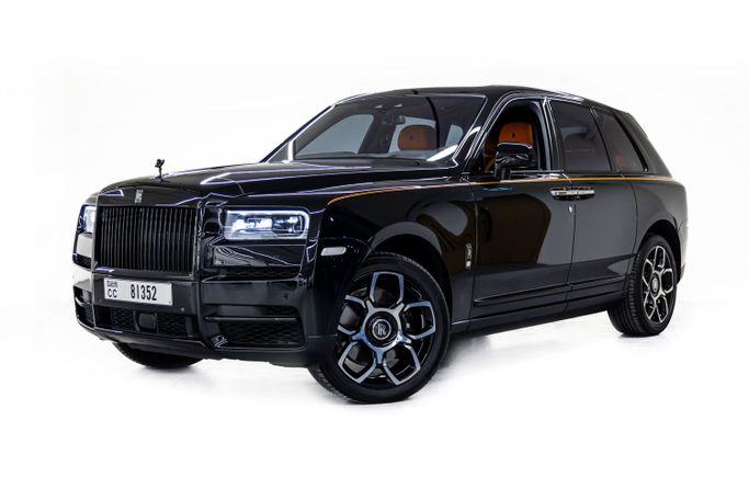 Rolls-Royce Cullinan I, 2022 внедорожник 5 дв. бизнес класса в Дубае от POF RENTAL черный цвет | AUTO.AE