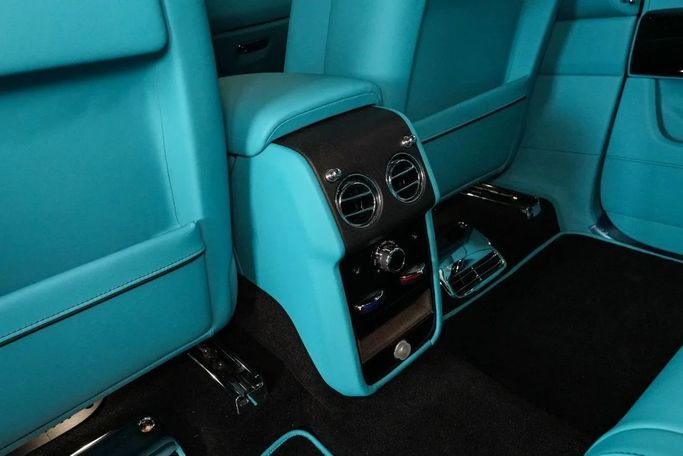 مستعملة Rolls-Royce Cullinan, 6.7 l, 2023 في في دبي من Laith Alobaidi Motors، اللون أسود. المواصفات الأوروبية | AUTO.AE