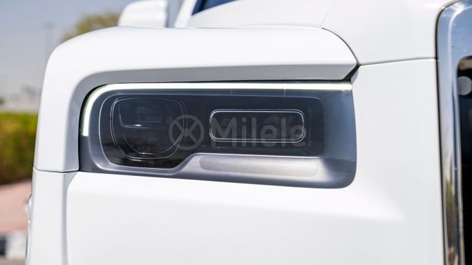 New Rolls-Royce Cullinan Black Badge I Facelift, 6.7 l, 2024 in Dubai by Milele, White color. Other | AUTO.AE