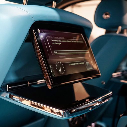 Подержанный Rolls-Royce Cullinan I, 6.7 л, 2022 в Дубае от AAA Motors Белый цвет. GCC | AUTO.AE