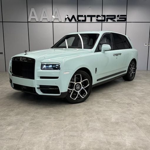 Новый Rolls-Royce Cullinan Black Badge I, 6.7 л, 2024 в Дубае от AAA Motors Голубой цвет. Европейская | AUTO.AE