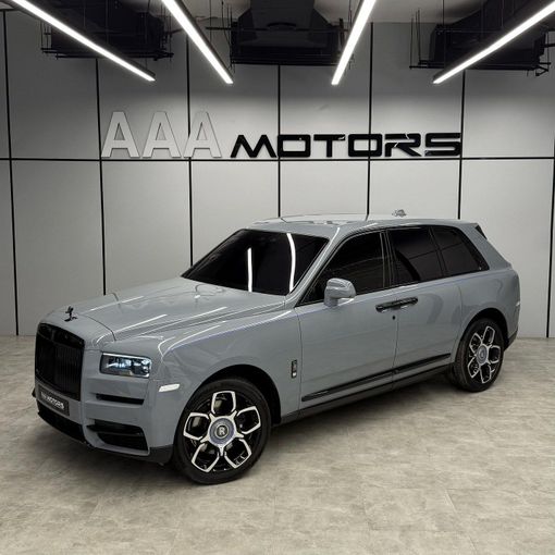 Подержанный Rolls-Royce Cullinan I, 6.7 л, 2024 в Дубае от AAA Motors Серый цвет. GCC | AUTO.AE