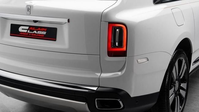 Used Rolls-Royce Cullinan I, 6.7 l, 2019 in Dubai by Al Ain Class Motors, White color. GCC Specs | AUTO.AE