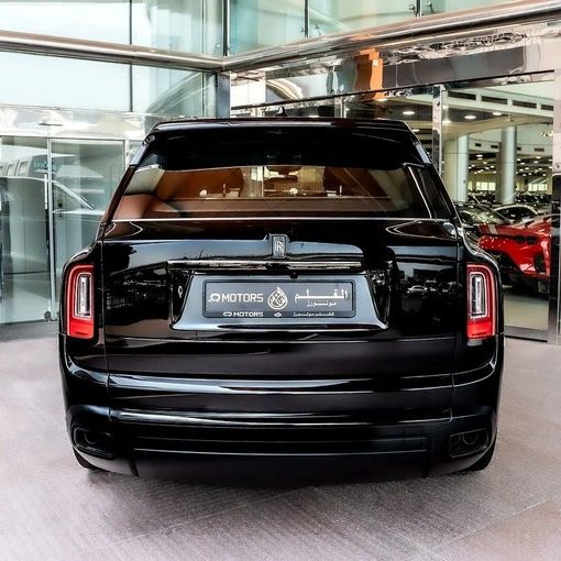 Used Rolls-Royce Cullinan Black Badge I, 6.7 l, 2022 in Dubai by Q Motors, Black color. GCC Specs | AUTO.AE