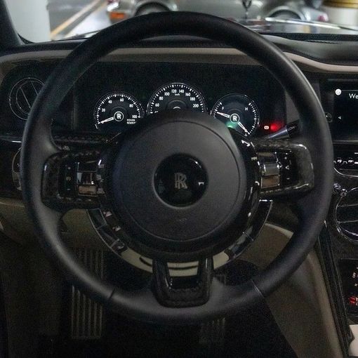 Used Rolls-Royce Cullinan Black Badge I, 6.7 l, 2022 in Dubai by Q Motors, Black color. GCC Specs | AUTO.AE