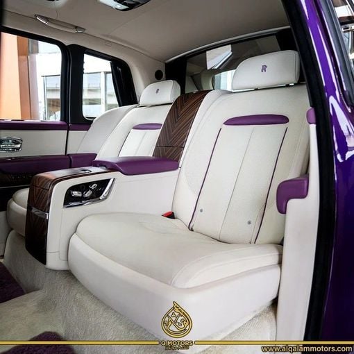 Подержанный Rolls-Royce Cullinan I, 6.7 л, 2019 в Дубае от Q Motors Пурпурный цвет. GCC | AUTO.AE