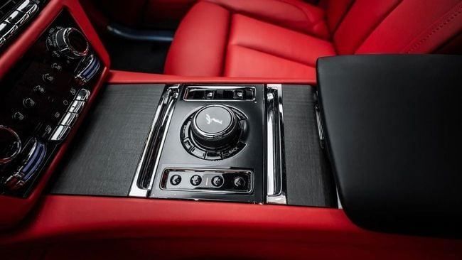 New Rolls-Royce Ghost II Facelift (Series II), 6.7 l, 2025 in Dubai by Al Ain Class Motors, Black color. GCC Specs | AUTO.AE