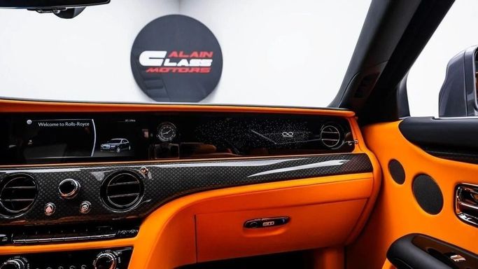Новый Rolls-Royce Ghost Black Badge II, 6.7 л, 2024 в Дубае от Al Ain Class Motors Серебристый цвет. GCC | AUTO.AE