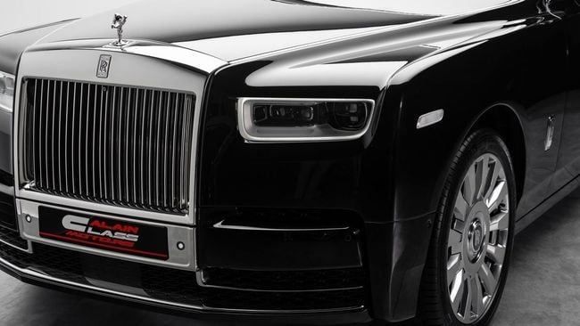 Used Rolls-Royce Phantom VIII, 6.7 l, 2019 in Dubai by Al Ain Class Motors, Black color. GCC Specs | AUTO.AE
