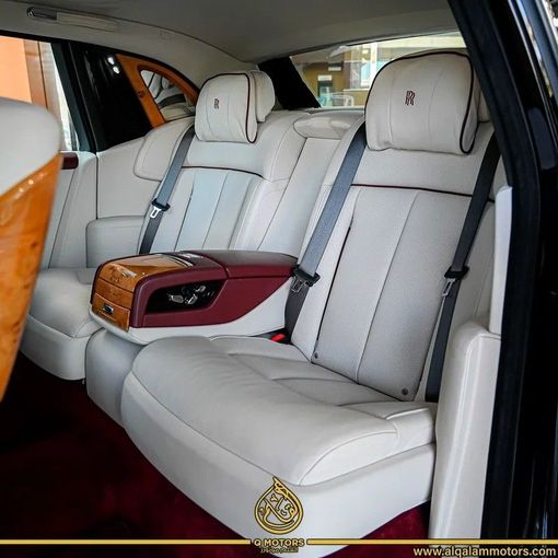 Used Rolls-Royce Phantom VIII, 6.7 l, 2019 in Dubai by Q Motors, Black color. GCC Specs | AUTO.AE