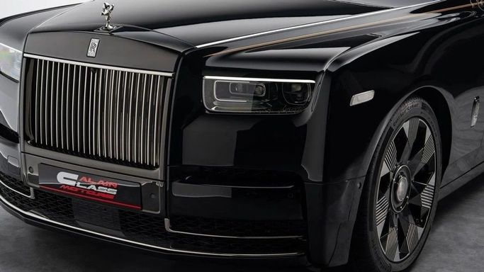 Подержанный Rolls-Royce Phantom VIII, 6.7 л, 2023 в Дубае от Al Ain Class Motors Черный цвет. GCC | AUTO.AE