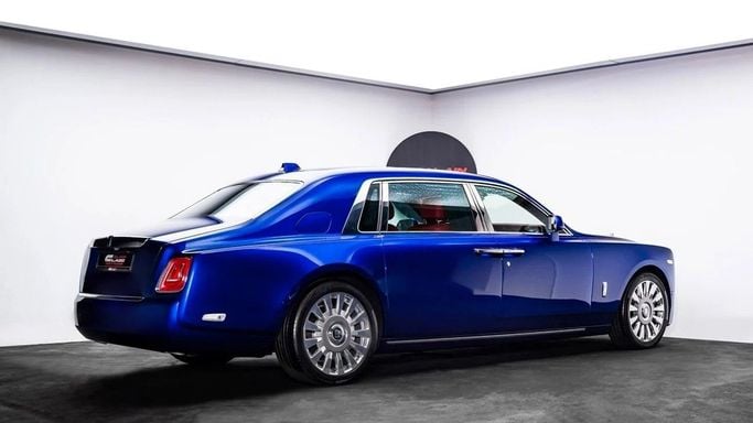 Новый Rolls-Royce Phantom VIII, 6.7 л, 2024 в Дубае от Al Ain Class Motors Синий цвет. GCC | AUTO.AE