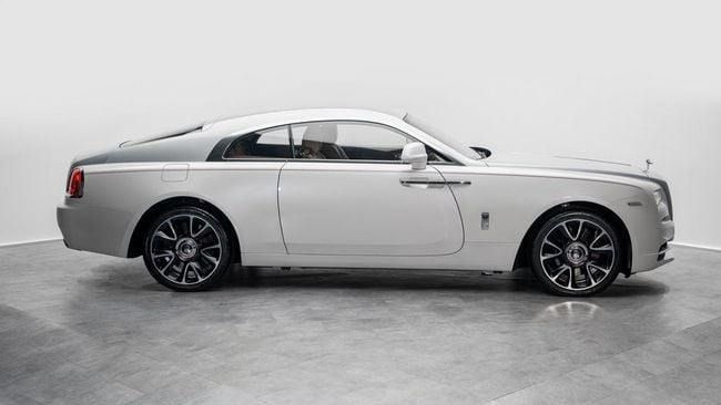 Used Rolls-Royce Wraith, 6.6 l, 2018 in Dubai by Al Ain Class Motors, White color. GCC Specs | AUTO.AE