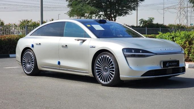 Новый Stelato S9, 2024 в Дубае от Alwan Global Cars Золотистый цвет. Other | AUTO.AE