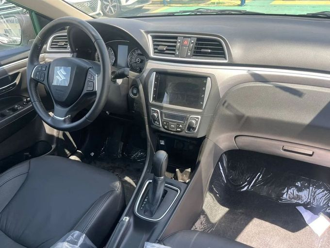 Новый Suzuki Ciaz I Рестайлинг, 1.5 л, 2025 в Дубае от Mohamed Hakim Motors Красный цвет. Other | AUTO.AE