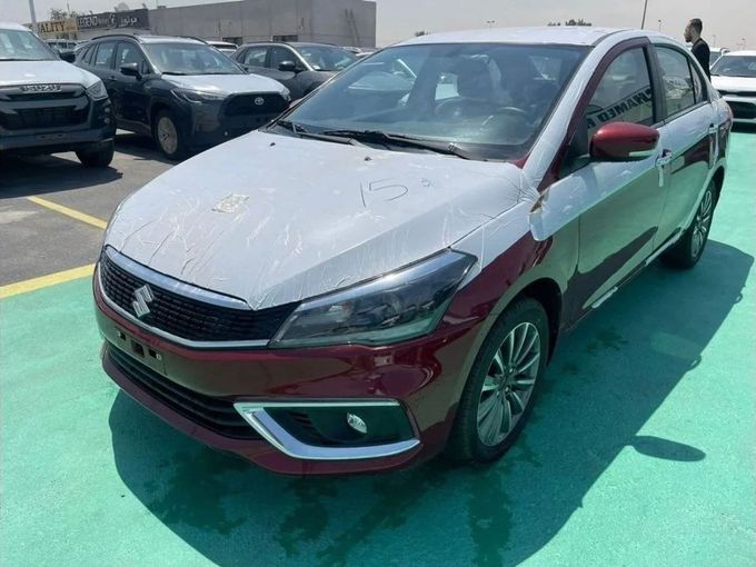 Новый Suzuki Ciaz I Рестайлинг, 1.5 л, 2023 в Дубае от Mohamed Hakim Motors Красный цвет. GCC | AUTO.AE