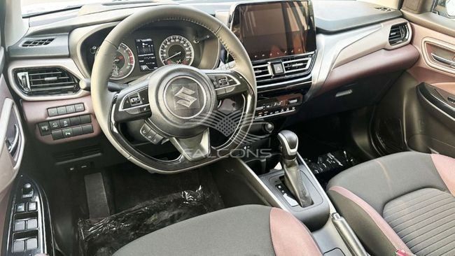 Новый Suzuki Fronx, 1.5 л, 2025 в Дубае от Falcons GT Motors FZCO Серебристый цвет. Европейская | AUTO.AE