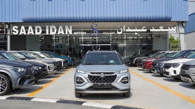 Новый Suzuki Fronx, 1.0 л, 2025 в Дубае от Saad Idan Motors Серебристый цвет.  | AUTO.AE