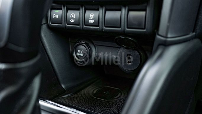 جديدة Suzuki Grand Vitara III, 1.5 l, 2025 في في دبي من Milele، اللون فضي. أخرى | AUTO.AE