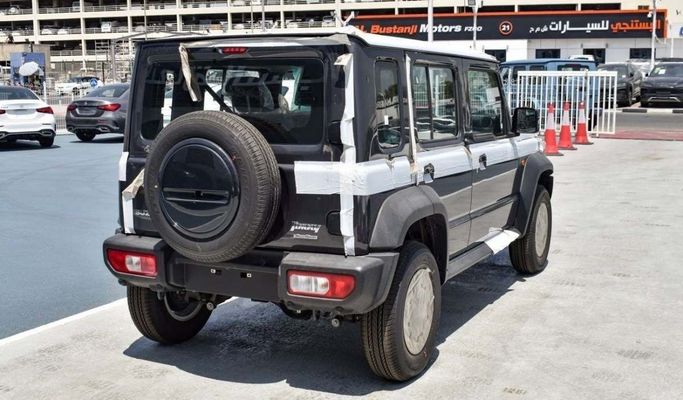 Новый Suzuki Jimny IV, 1.5 л, 2024 в Дубае от F7 Motors Белый цвет. GCC | AUTO.AE