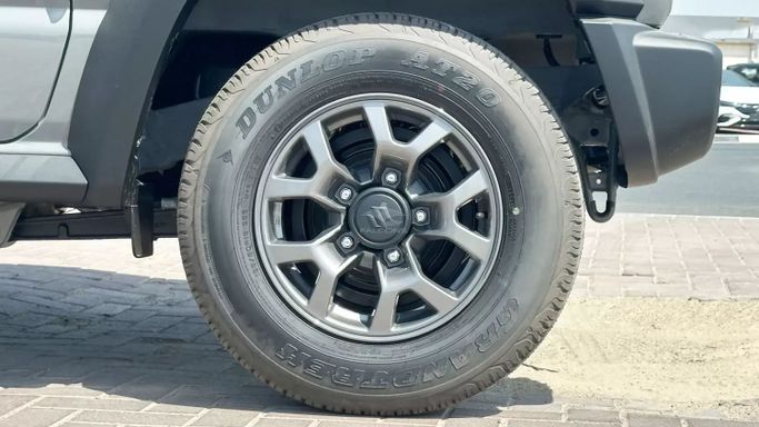 Новый Suzuki Jimny IV, 1.5 л, 2025 в Дубае от Falcons GT Motors FZCO Серый цвет. Other | AUTO.AE