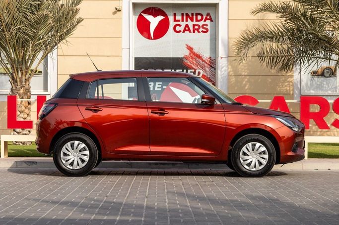 Новый Suzuki Swift VI, 1.2 л, 2025 в Дубае от Linda Cars Оранжевый цвет. GCC | AUTO.AE