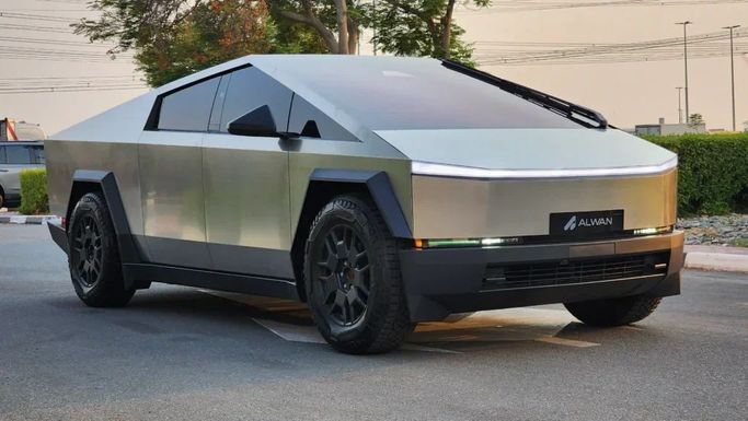 Новый Tesla Cybertruck All-wheel Drive I, 2024 в Дубае от Alwan Global Cars Серебристый цвет. Other | AUTO.AE
