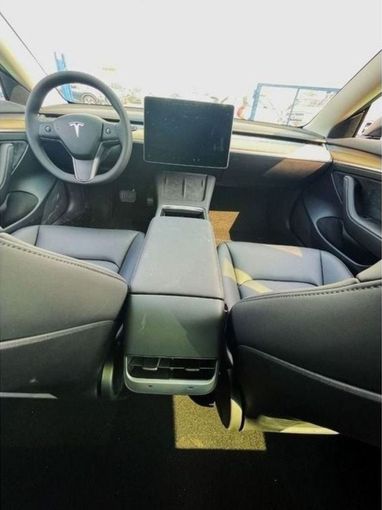 Новый Tesla Model 3 Performance I, 2022 в Дубае от Mohamed Hakim Motors Черный цвет. Other | AUTO.AE