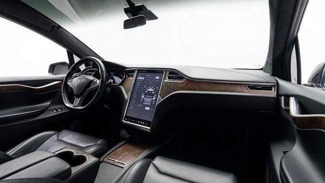 Used Tesla Model X 90D I, 2017 in Dubai by Al Ain Class Motors, Black color. GCC Specs | AUTO.AE