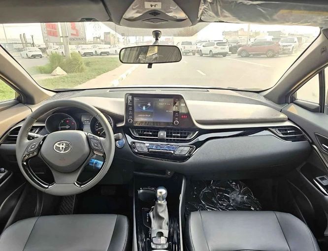 Новый Toyota C-HR II, 1.8 л, 2023 в Дубае от SK Motors Черный цвет. GCC | AUTO.AE