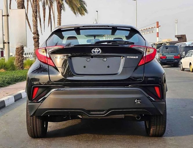 Новый Toyota C-HR II, 1.8 л, 2023 в Дубае от SK Motors Черный цвет. GCC | AUTO.AE