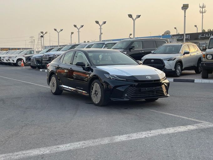 Новый Toyota Camry IX (XV80), 2.5 л, 2025 в Дубае от Bormela Cars Черный цвет. GCC | AUTO.AE