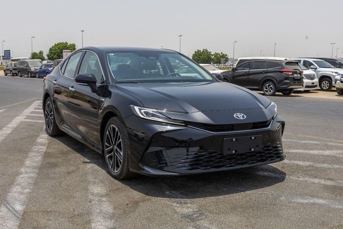 New Toyota Camry IX (XV80) China Market, 2.5 l, 2024 in Dubai by Laith Alobaidi Motors, Black color. Chinese Specs | AUTO.AE