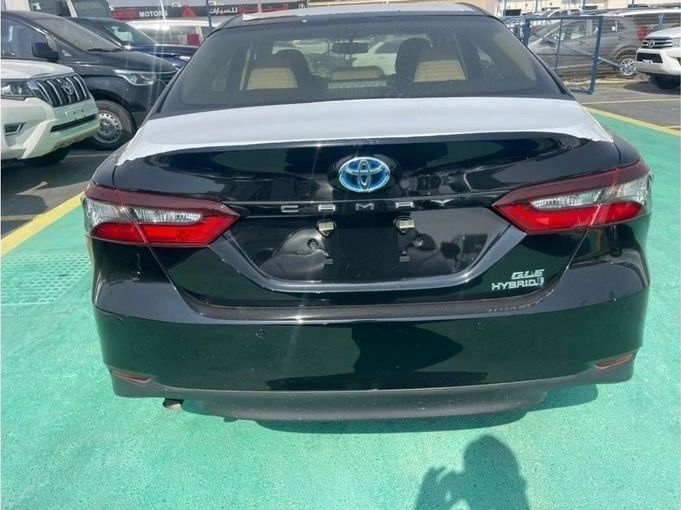 New Toyota Camry VIII (XV70) Facelift, 2.5 l, 2024 in Dubai by Mohamed Hakim Motors, Black color. GCC Specs | AUTO.AE